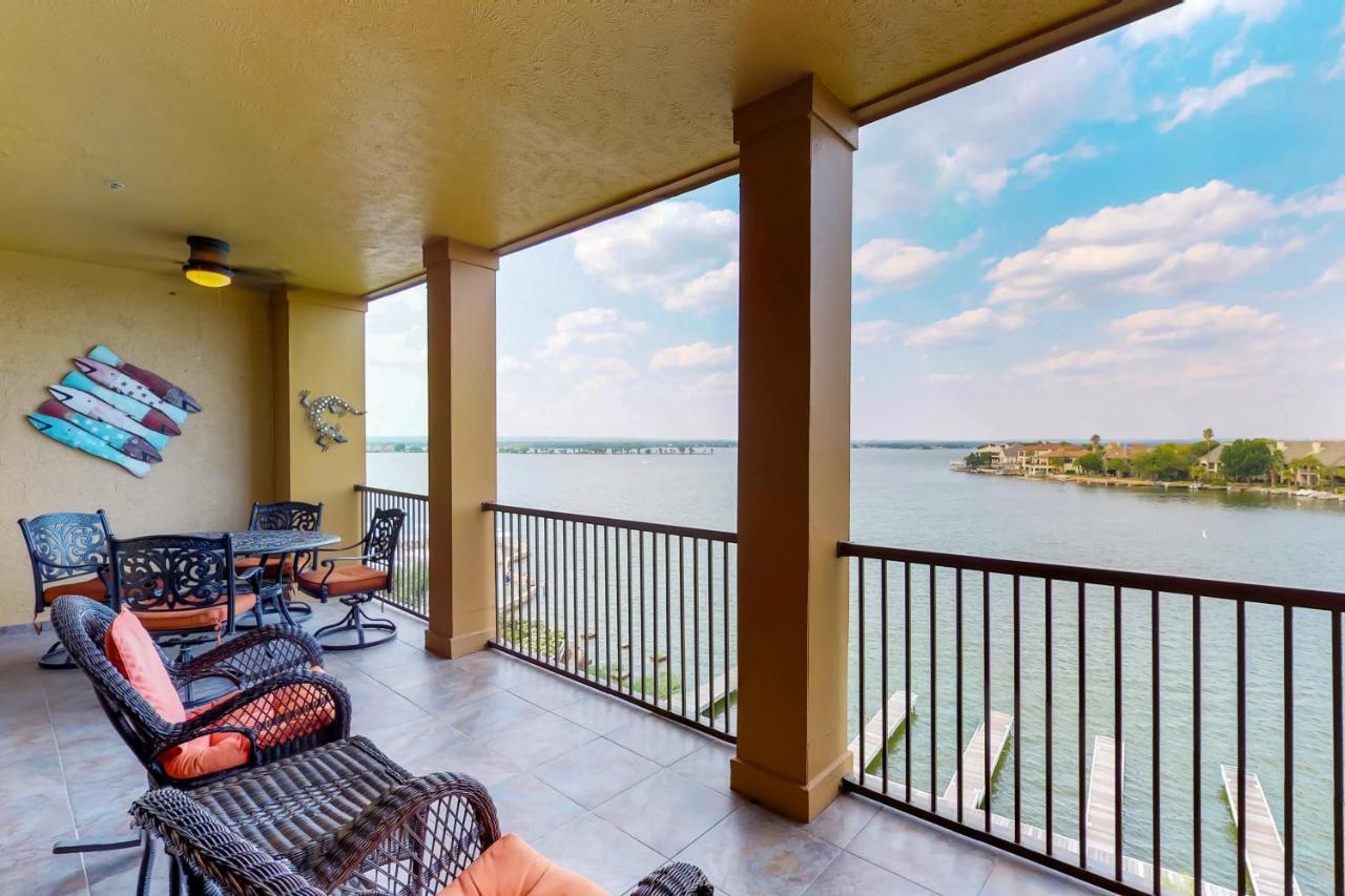The Waters Condo Building 5 Patriot'S Retreat Horseshoe Bay Exterior foto